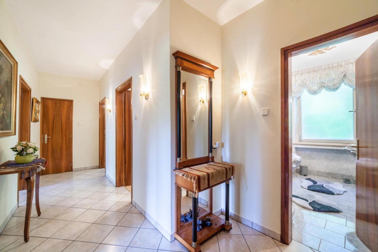 Villa Coris Ferienwohnung Magnolia Merano Dış mekan fotoğraf